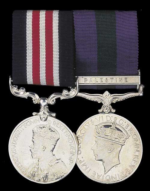 "Crowned Head" Military Medal pair 
