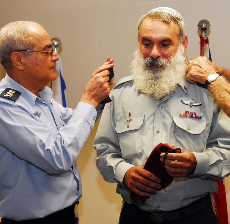 Major General Avi Ronetzky appointed as IDF chief rabbi.
