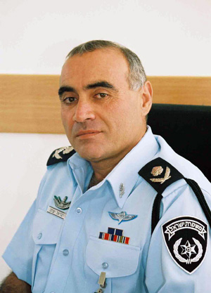 Police Major General  Israel Yitschak